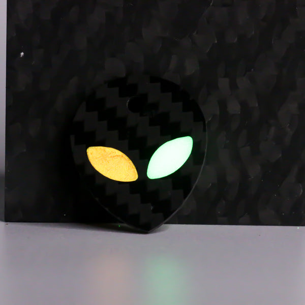 Red and green carbon fiber alien keychain