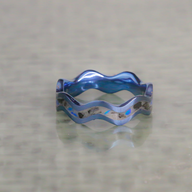 The Wave with Megalodon Tooth - Size 10.5