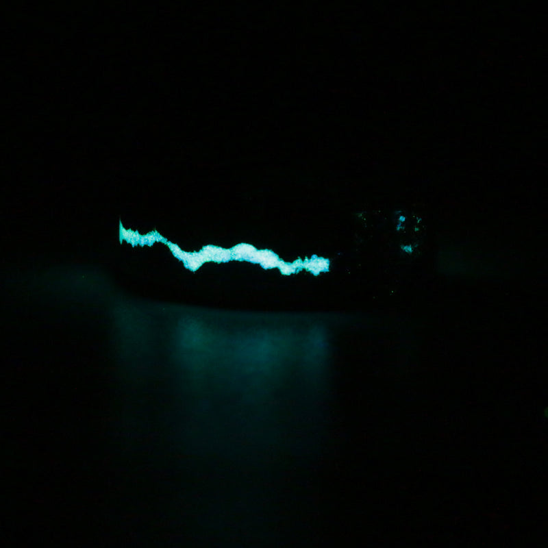 Opal and Glow on cherry over forged carbon - Size 12